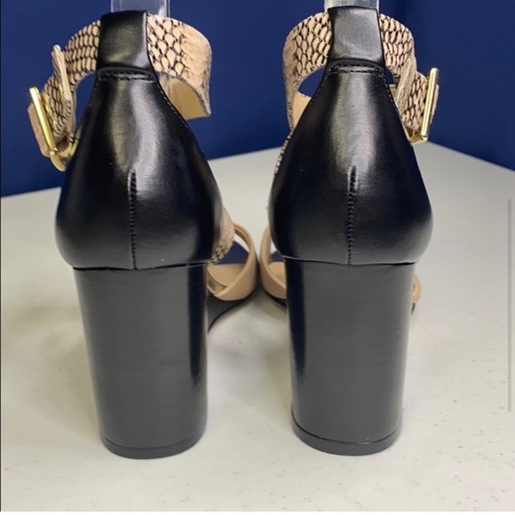 Karl Lagerfeld Open Toe Wedge - Picture 3 of 7